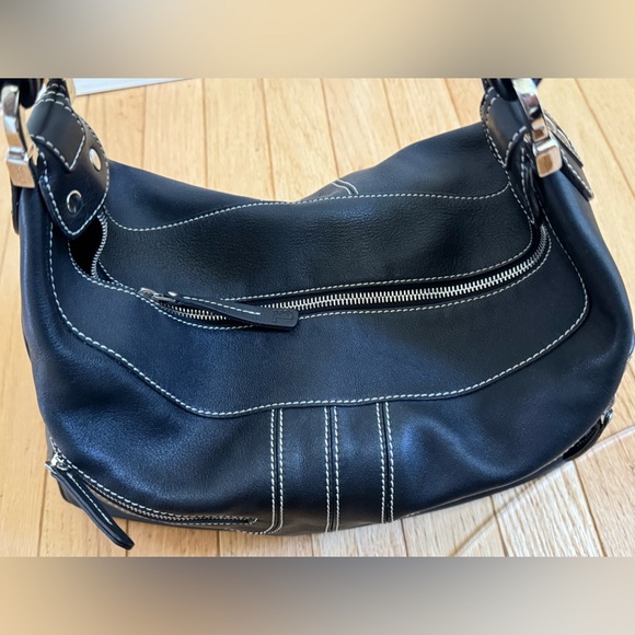 Tod’s traditional Italian 1 strap leather shoulder tote zip top handbag classic - Picture 7 of 15